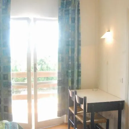 Mirage Hotel 2*