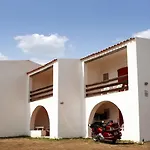 Mirage Hotel 2*