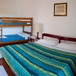 Mirage Hotel 2*